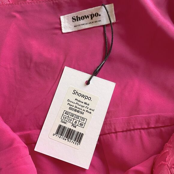 SHOWPO Dress Philine NWT Flowy V Neck Fit and Flare Maxi Jacquard Pink Size US 8 - Picture 10 of 14